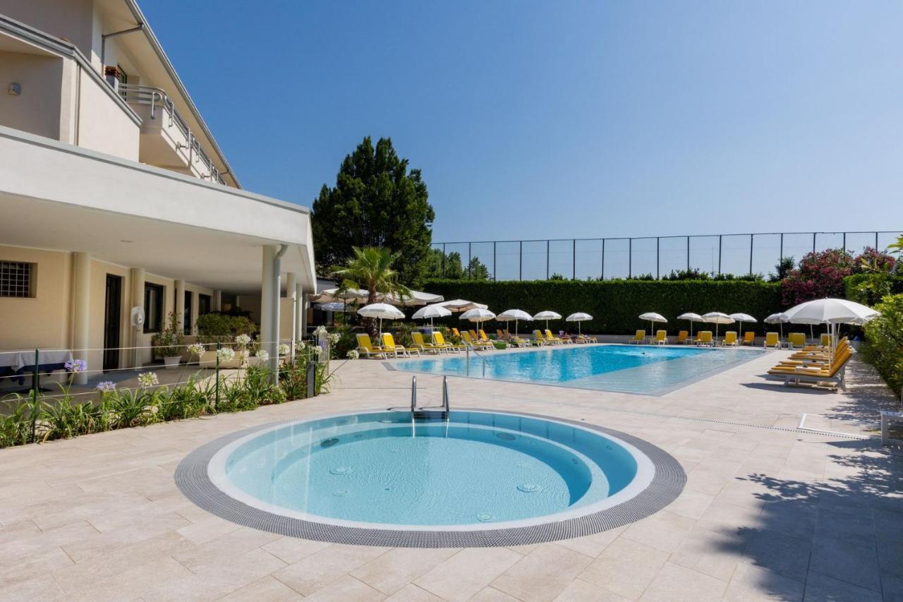 Hotel Du Parc Sirmione Zewnętrze zdjęcie